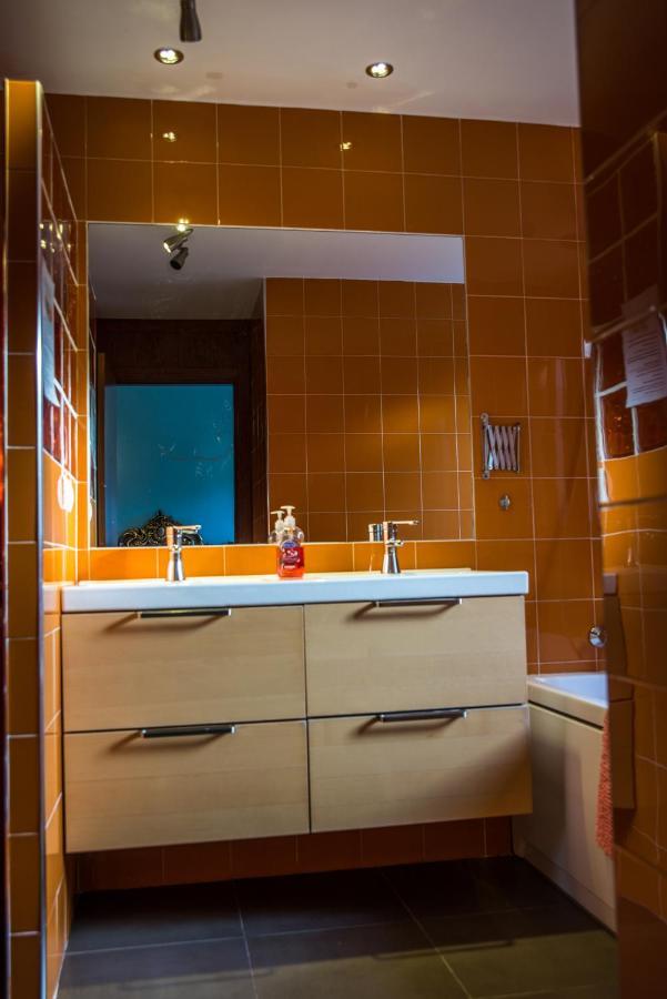 רונדה Habitaciones Independientes Centricas Bano Privado מראה חיצוני תמונה